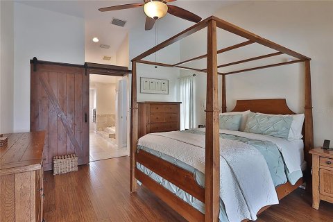 Villa ou maison à vendre à Tampa, Floride: 4 chambres, 247.21 m2 № 1898580 - photo 16