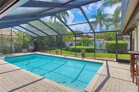 Villa ou maison à vendre à Tampa, Floride: 4 chambres, 247.21 m2 № 1898580 - photo 28