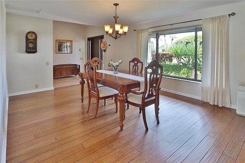 Villa ou maison à vendre à Tampa, Floride: 4 chambres, 247.21 m2 № 1898580 - photo 15