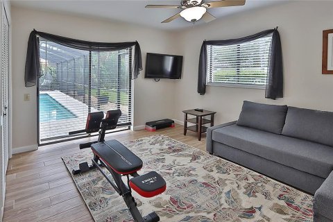 Villa ou maison à vendre à Tampa, Floride: 4 chambres, 247.21 m2 № 1898580 - photo 21