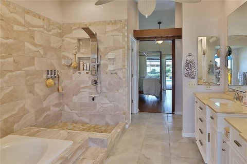Villa ou maison à vendre à Tampa, Floride: 4 chambres, 247.21 m2 № 1898580 - photo 19