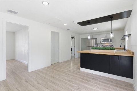 Casa en venta en Sanford, Florida, 3 dormitorios, 94.2 m2 № 2152068 - foto 2