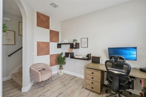 Touwnhouse à vendre à Orlando, Floride: 4 chambres, 208.84 m2 № 2094769 - photo 13