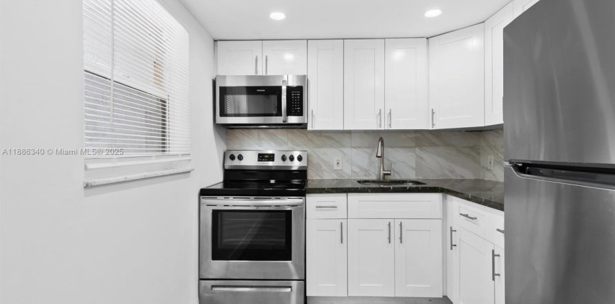 Appartement à Fort Lauderdale, Floride 2 chambres, 76.18 m2 № 1933261