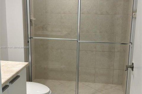 Copropriété à louer à North Miami, Floride: 3 chambres, 175.21 m2 № 2312098 - photo 14