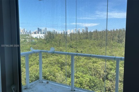 Copropriété à louer à North Miami, Floride: 3 chambres, 175.21 m2 № 2312098 - photo 6