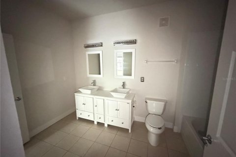 Apartment in Orlando, Florida 3 bedrooms, 131.18 sq.m. № 2284653 - photo 15