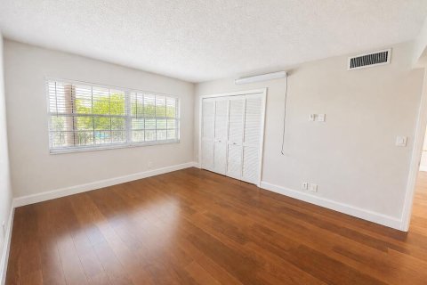 Copropriété à vendre à Pompano Beach, Floride: 2 chambres, 112.97 m2 № 2181397 - photo 12