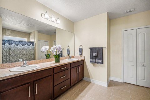 Casa en venta en Palm Bay, Florida, 4 dormitorios, 219.71 m2 № 2223491 - foto 21