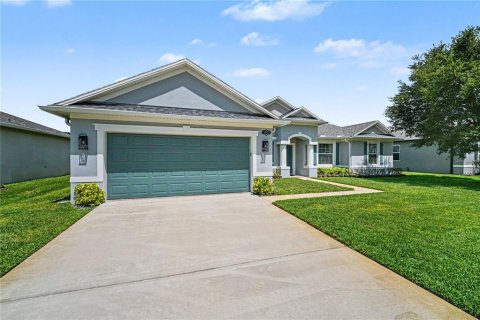 Casa en venta en Palm Bay, Florida, 4 dormitorios, 219.71 m2 № 2223491 - foto 2