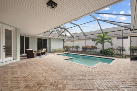 House in Vero Beach, Florida 3 bedrooms, 184.78 sq.m. № 2307046 - photo 5