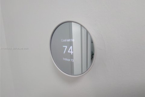 Снять в аренду кондоминиум в Халландейл-Бич, Флорида 2 спальни, 95.69м2, № 2028890 - фото 14