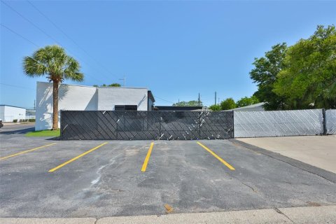 Propiedad comercial en venta en Saint Petersburg, Florida, 385.73 m2 № 2136963 - foto 22
