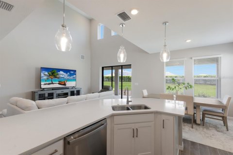 House in Sarasota, Florida 4 bedrooms, 247.49 sq.m. № 1837503 - photo 16
