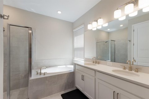 House in Sarasota, Florida 4 bedrooms, 247.49 sq.m. № 1837503 - photo 19