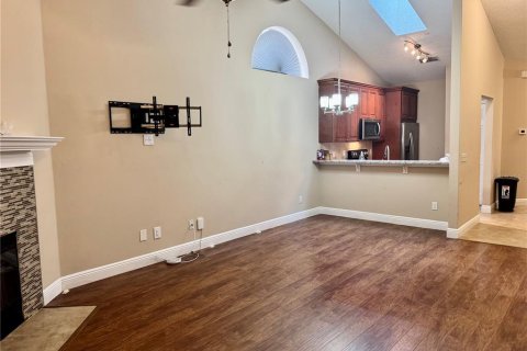 Casa en venta en Apopka, Florida, 3 dormitorios, 106.28 m2 № 1903822 - foto 10