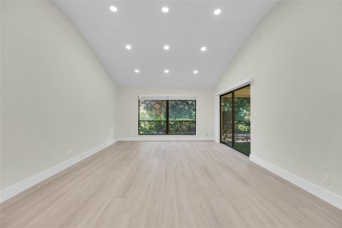 Купить таунхаус в Норт-Палм-Бич, Флорида 1 комната, 177.16м2, № 2250351 - фото 10