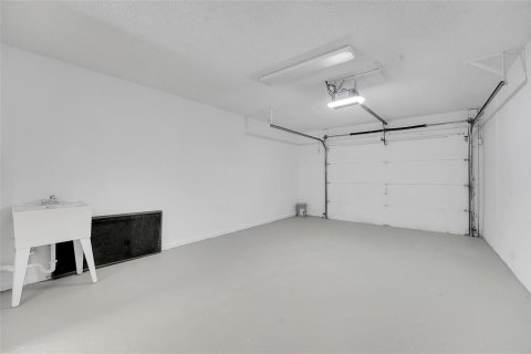 Купить таунхаус в Норт-Палм-Бич, Флорида 1 комната, 177.16м2, № 2250351 - фото 22