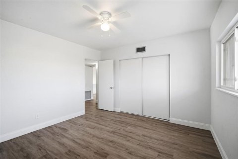 Condo in Clearwater, Florida, 2 bedrooms  № 2206202 - photo 21