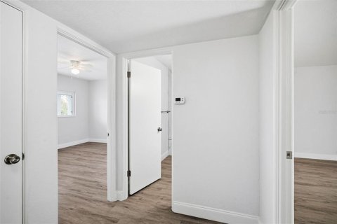 Condo in Clearwater, Florida, 2 bedrooms  № 2206202 - photo 17
