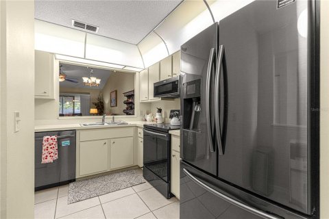 Villa ou maison à vendre à Ocala, Floride: 2 chambres, 100.15 m2 № 2148611 - photo 7