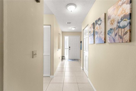 Villa ou maison à vendre à Ocala, Floride: 2 chambres, 100.15 m2 № 2148611 - photo 4