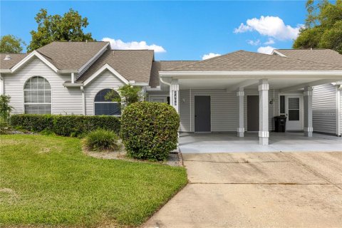 Villa ou maison à Ocala, Floride 2 chambres, 100.15 m2 № 2148611