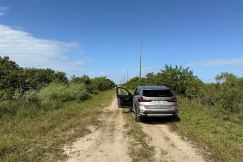 Commercial property in Okeechobee, Florida № 2399988 - photo 5