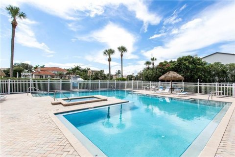 Condo in Tierra Verde, Florida, 2 bedrooms  № 1900260 - photo 26