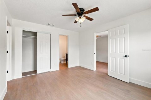 Casa en venta en Kissimmee, Florida, 3 dormitorios, 154.22 m2 № 2418919 - foto 17