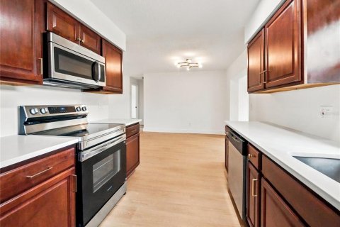 Casa en venta en Kissimmee, Florida, 3 dormitorios, 154.22 m2 № 2418919 - foto 8
