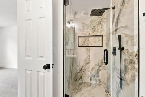 Casa en venta en Kissimmee, Florida, 3 dormitorios, 154.22 m2 № 2418919 - foto 21