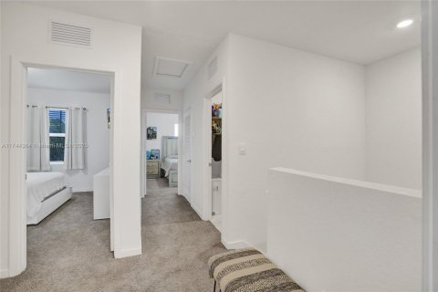 Townhouse in Homestead, Florida 3 bedrooms, 159.05 sq.m. № 1860244 - photo 19