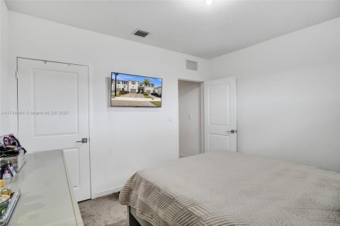 Townhouse in Homestead, Florida 3 bedrooms, 159.05 sq.m. № 1860244 - photo 20