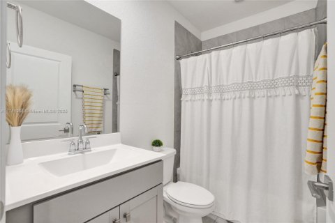 Townhouse in Homestead, Florida 3 bedrooms, 159.05 sq.m. № 1860244 - photo 29