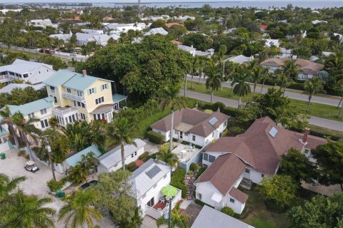 Villa ou maison à louer à Boca Grande, Floride: 2 chambres, 74.32 m2 № 2125212 - photo 13
