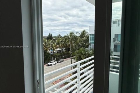 Condominio en alquiler en Miami Beach, Florida, 2 dormitorios, 94.76 m2 № 2253448 - foto 23
