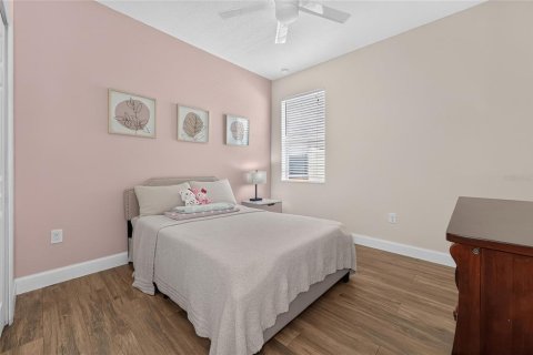 Casa en venta en Kissimmee, Florida, 4 dormitorios, 165.74 m2 № 2221444 - foto 29