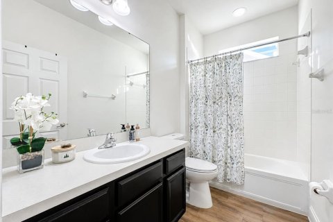 Casa en venta en Kissimmee, Florida, 4 dormitorios, 165.74 m2 № 2221444 - foto 28
