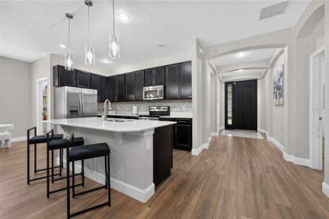 Casa en venta en Kissimmee, Florida, 4 dormitorios, 165.74 m2 № 2221444 - foto 9