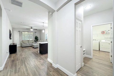 Casa en venta en Kissimmee, Florida, 4 dormitorios, 165.74 m2 № 2221444 - foto 10