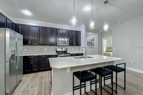 Casa en venta en Kissimmee, Florida, 4 dormitorios, 165.74 m2 № 2221444 - foto 13