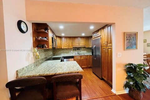 Condo in West Palm Beach, Florida, 1 bedroom  № 2081592 - photo 6