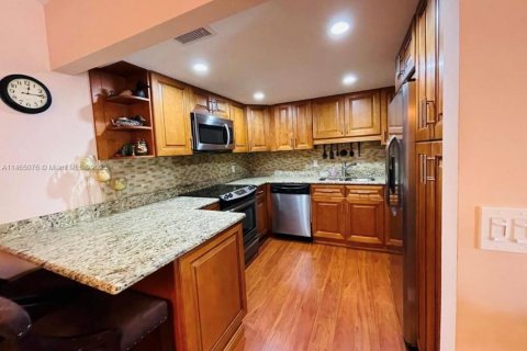 Condo in West Palm Beach, Florida, 1 bedroom  № 2081592 - photo 7