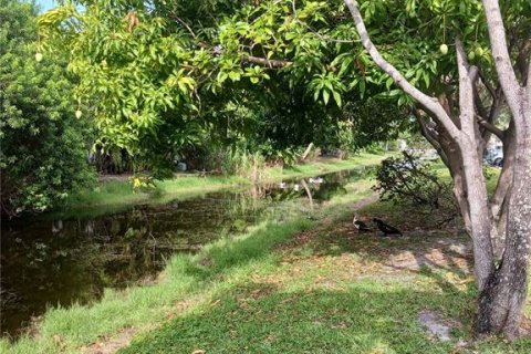 Condominio en venta en Lauderdale Lakes, Florida, 2 dormitorios, 89.19 m2 № 1750843 - foto 8