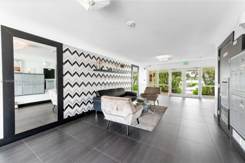 Condominio en venta en Fort Lauderdale, Florida, 1 dormitorio, 69.4 m2 № 1836372 - foto 26