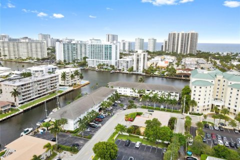 Condominio en venta en Fort Lauderdale, Florida, 1 dormitorio, 69.4 m2 № 1836372 - foto 19
