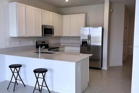 Adosado en venta en Davenport, Florida, 3 dormitorios, 170.38 m2 № 1906752 - foto 3