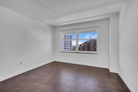 Купить кондоминиум в Ки-Бискейн, Флорида 2 спальни, 117.06м2, № 2048308 - фото 13