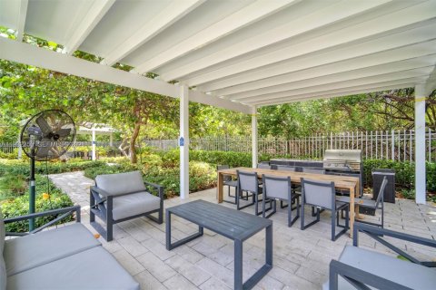 Купить кондоминиум в Ки-Бискейн, Флорида 2 спальни, 117.06м2, № 2048308 - фото 26